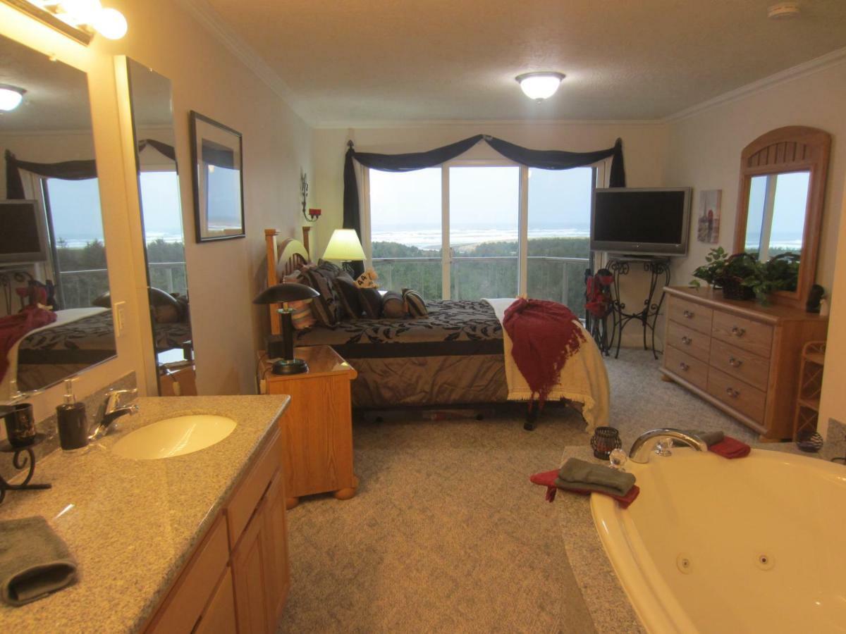 Amazing Seaview Spacious Condo With An Amazing View!!! Экстерьер фото